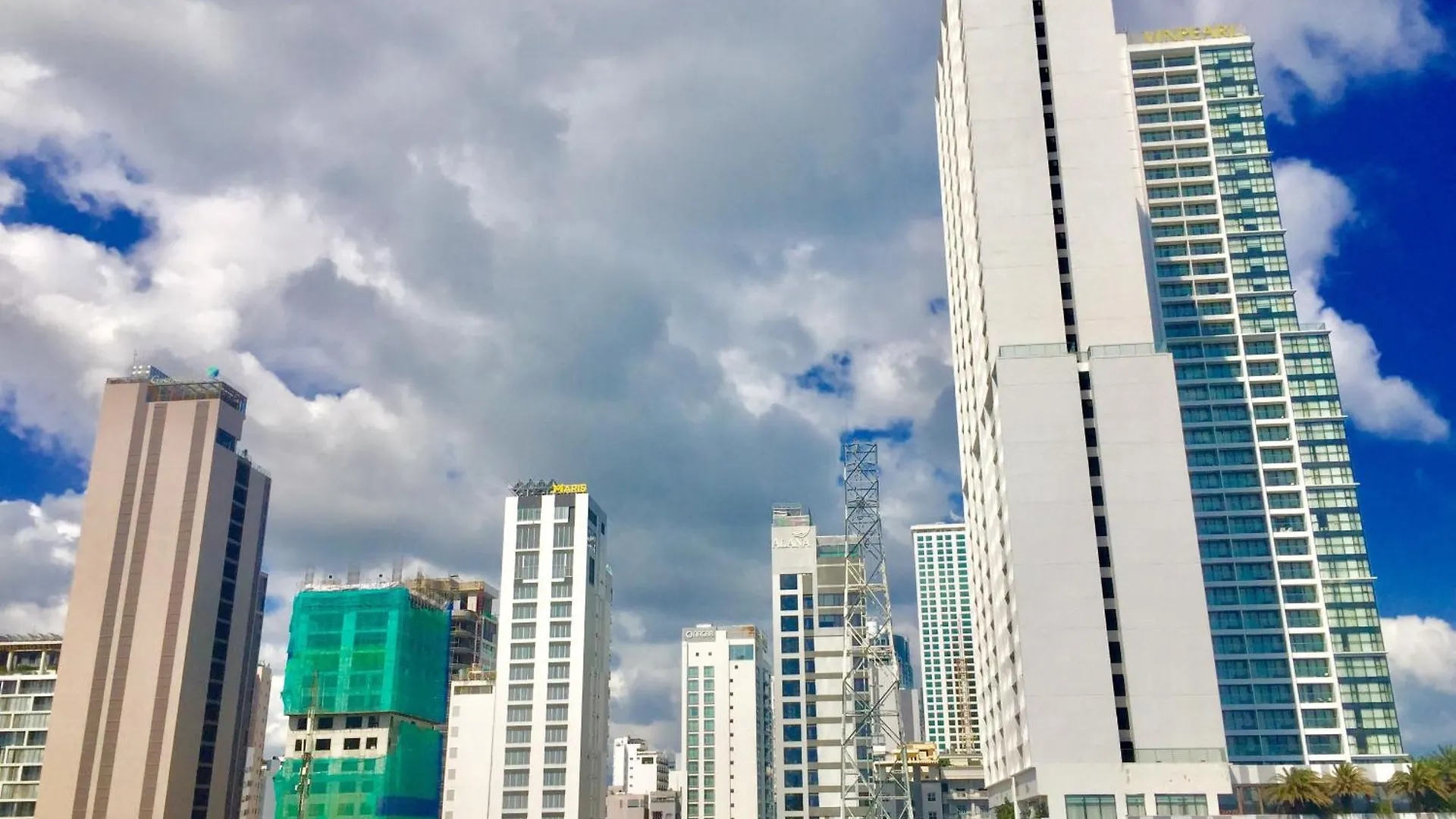 Hotel Tue Tinh Tower Nha Trang