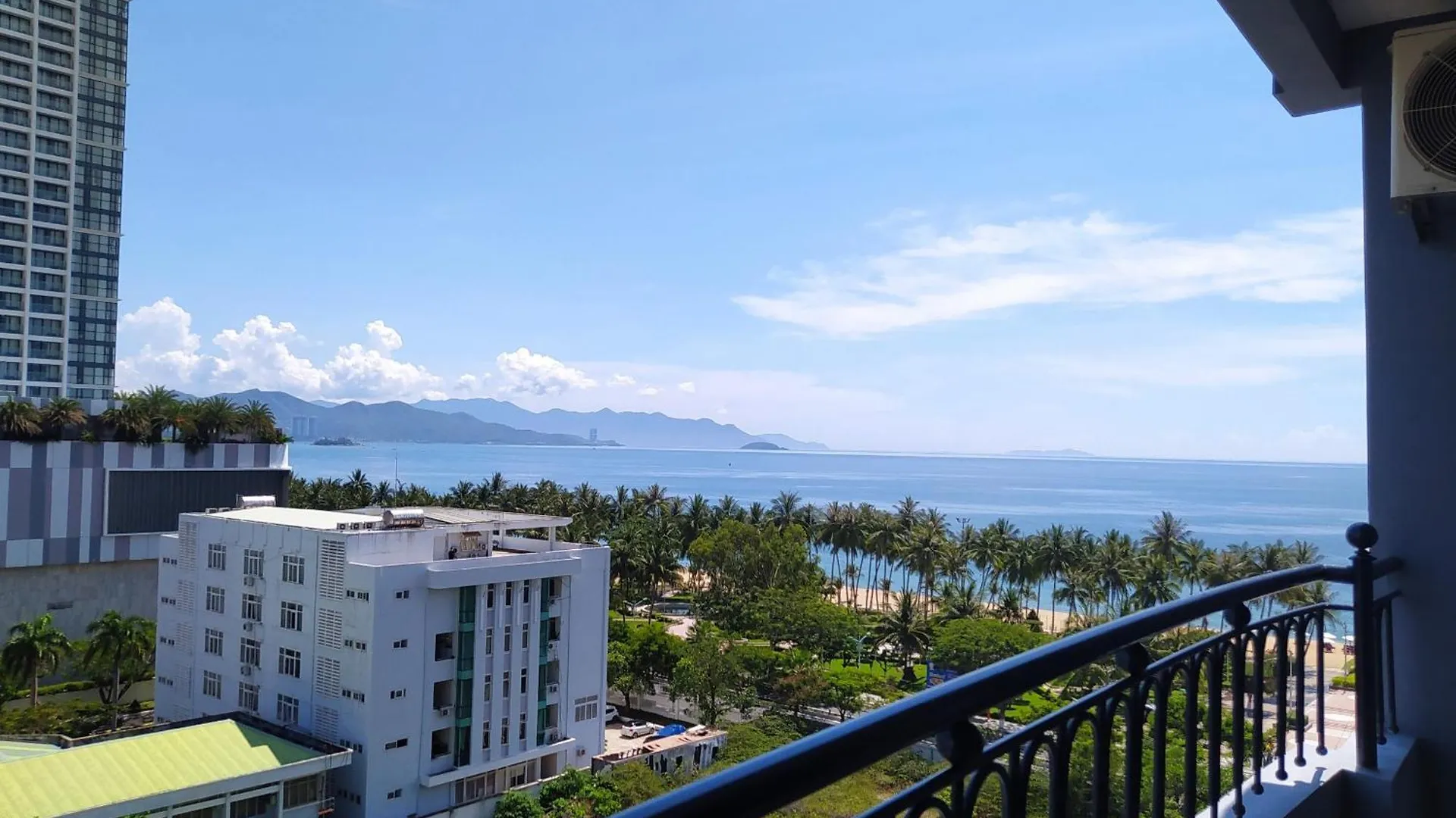 Hotel Tue Tinh Tower Nha Trang Vietnam