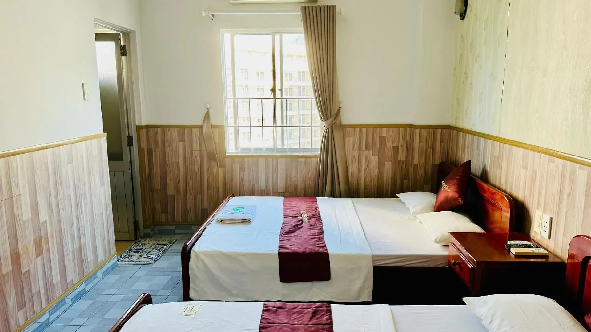 Hotel Tue Tinh Tower Nha Trang