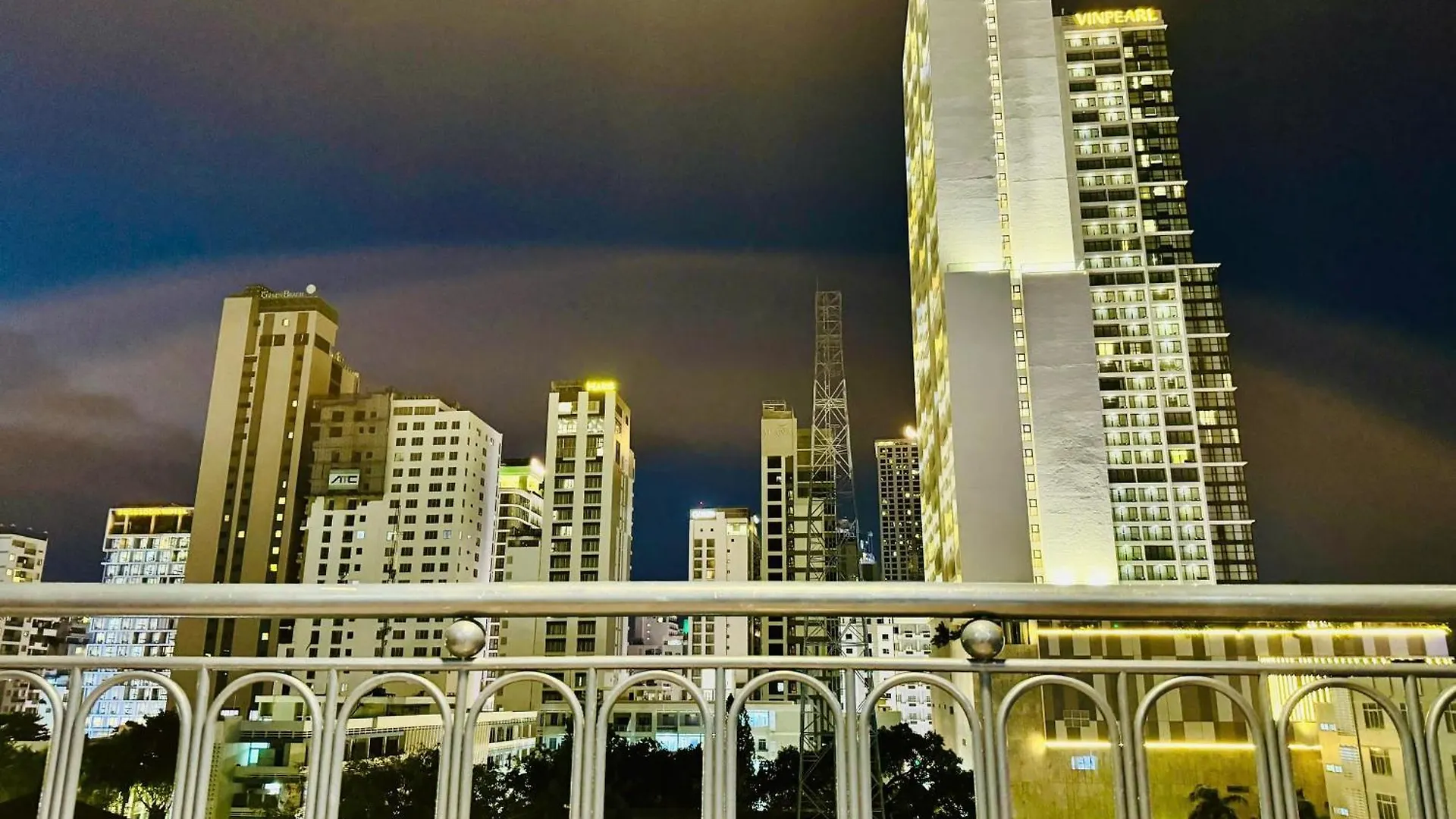 Hotel Tue Tinh Tower Nha Trang